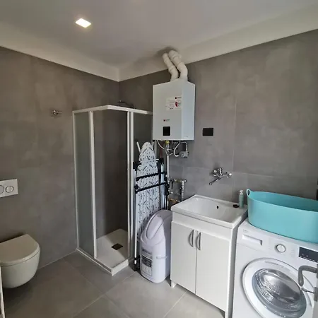 E Vette Loft
